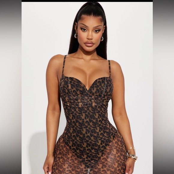 Fashion Nova Mesh Maxi - Picture 2 of 3